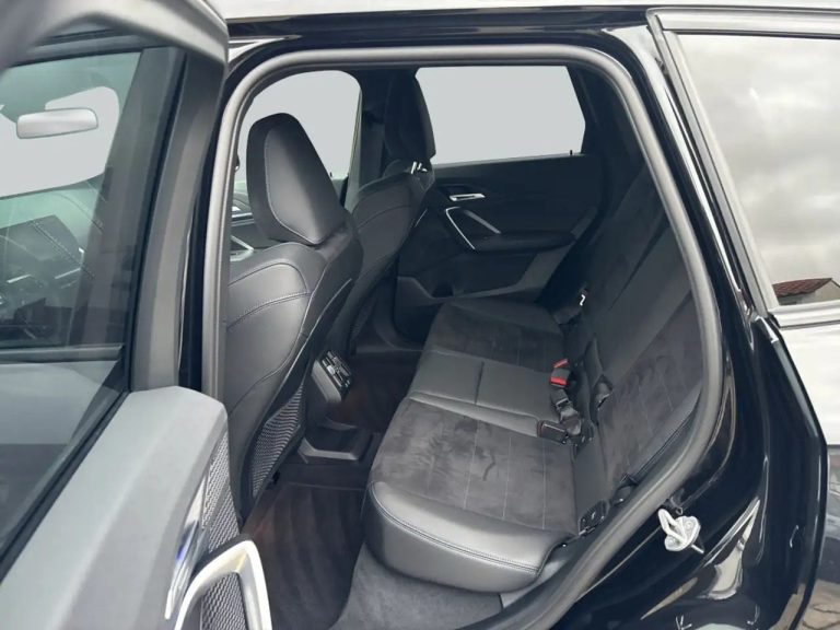 BMW X1 xDrive25e M Sport - photo 11