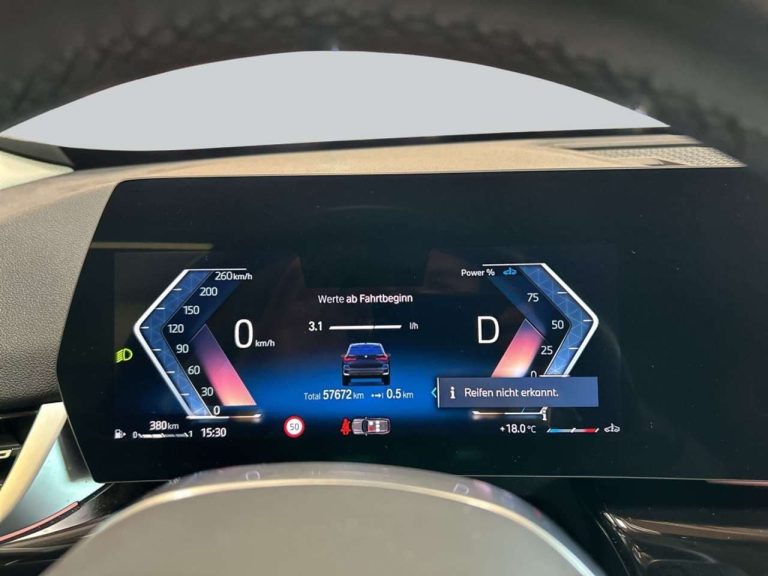 BMW X1 sDrive18i - photo 12