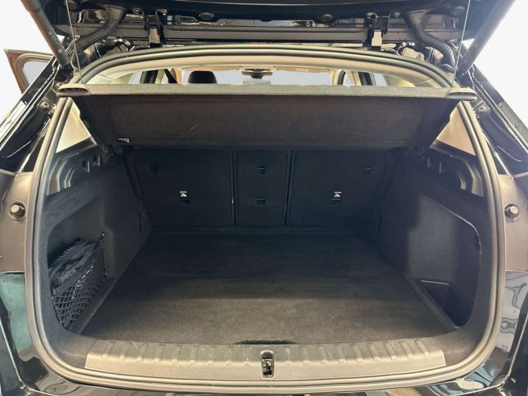 BMW X1 sDrive18i - photo 18