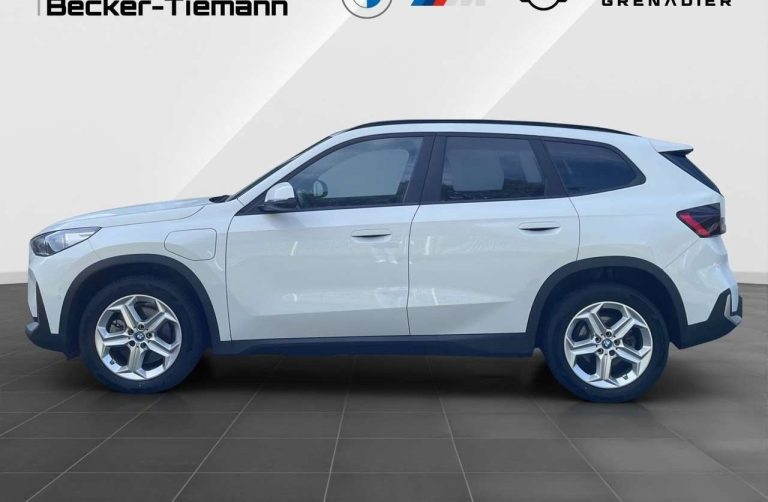 BMW X1 xDrive25e - photo 3