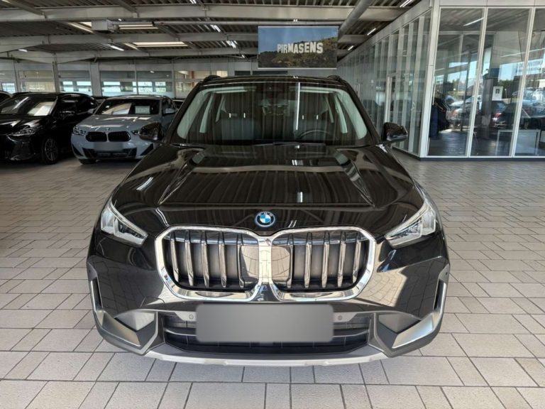 BMW X1 xDrive25e - photo 3