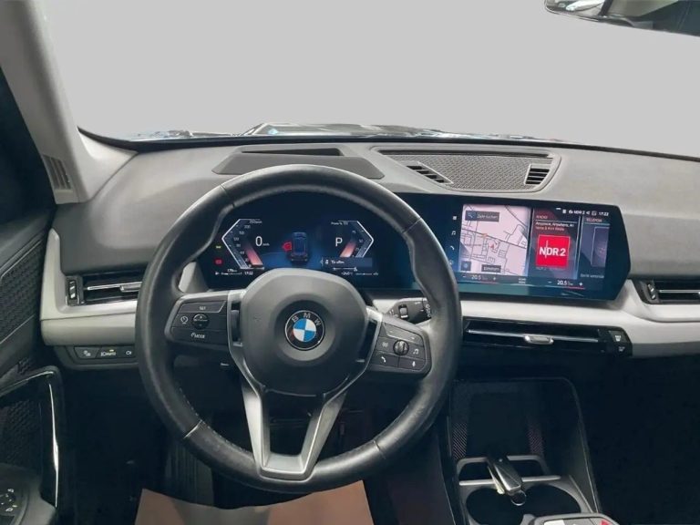 BMW X1 sDrive20i - photo 4