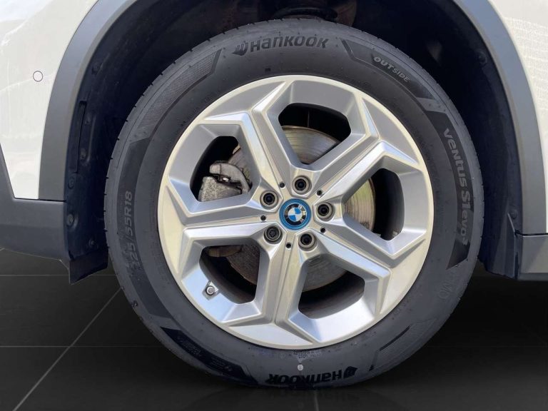 BMW X1 xDrive25e - photo 8
