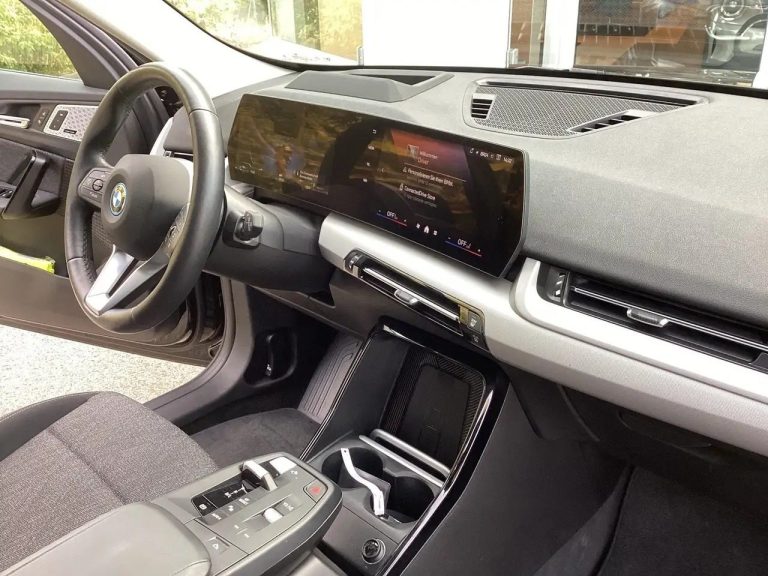 BMW X1 xDrive25e - photo 12