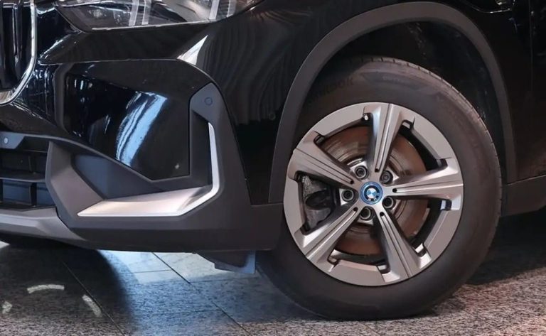 BMW X1 xDrive30e - photo 13