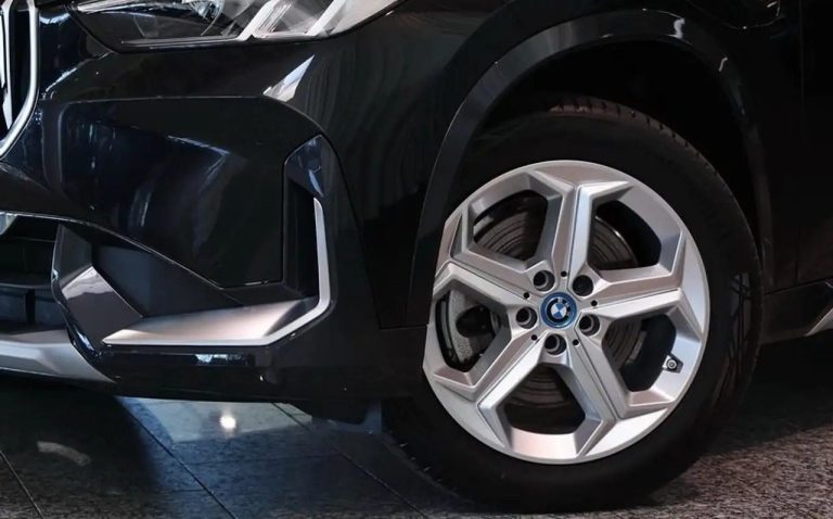 BMW X1 xDrive25e xLine - photo 13