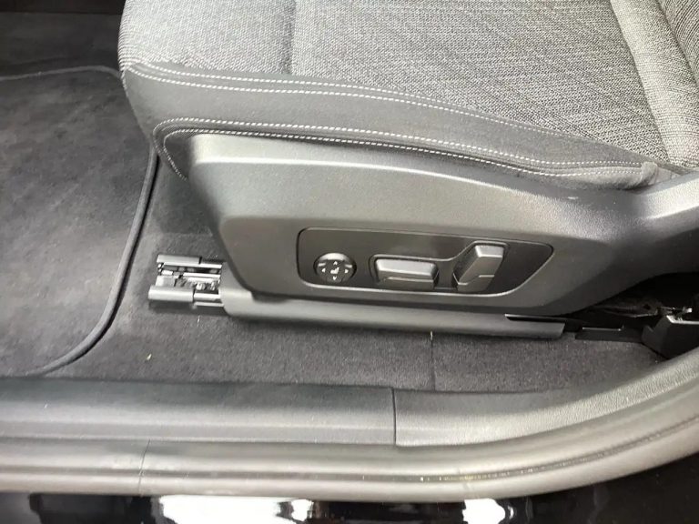 BMW X1 xDrive25e - photo 16