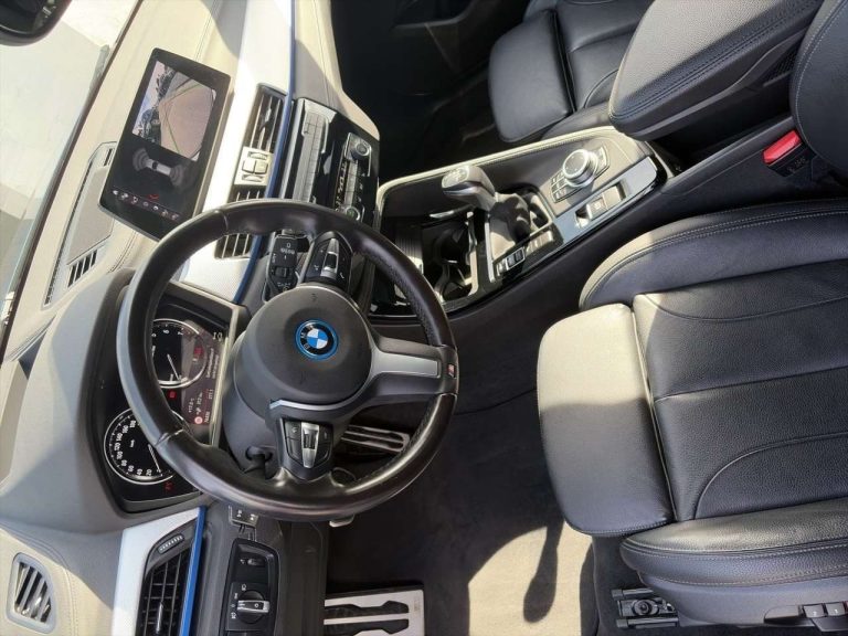 BMW X2 xDrive25e M Sport - photo 11