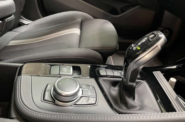 BMW X2 sDrive18i - photo 12