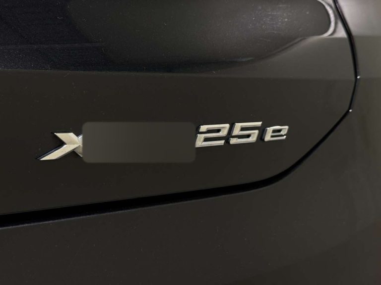 BMW X2 xDrive25e M Sport - photo 11