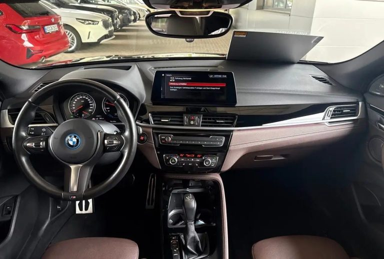 BMW X2 xDrive25e M Sport - photo 11