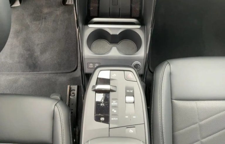 BMW X2 sDrive20i - photo 14