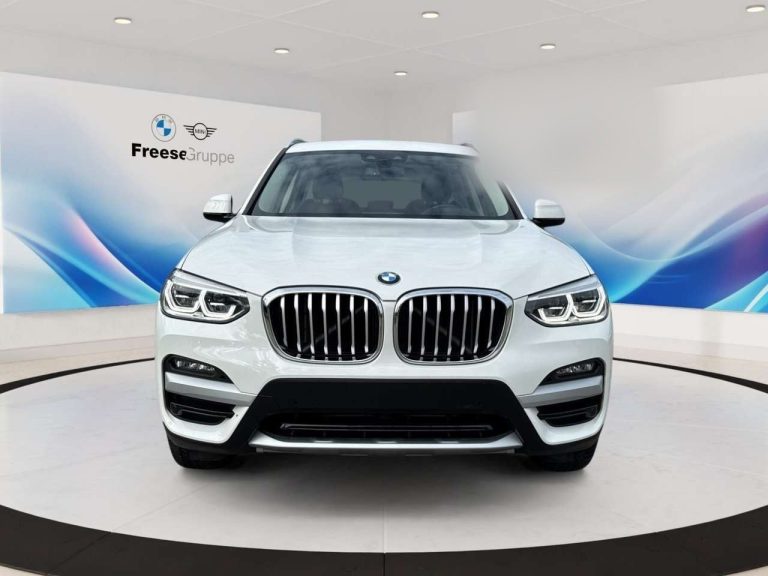 BMW X3 xDrive20i - photo 4