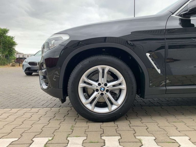 BMW X3 xDrive20i Advantage - photo 6