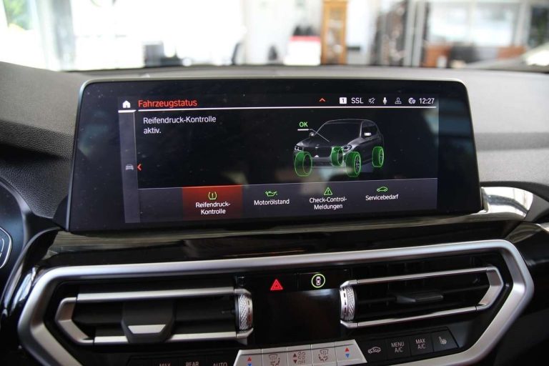 BMW X3 xDrive20i - photo 9
