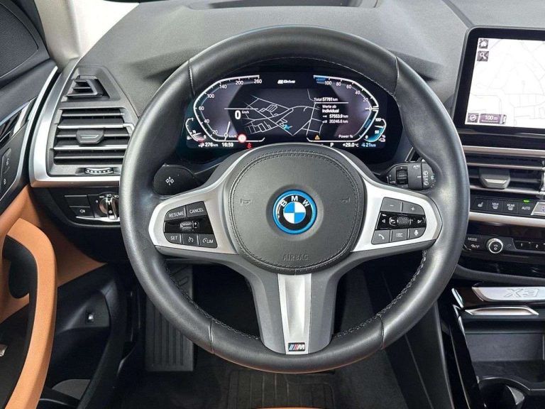 BMW X3 xDrive30e - photo 12