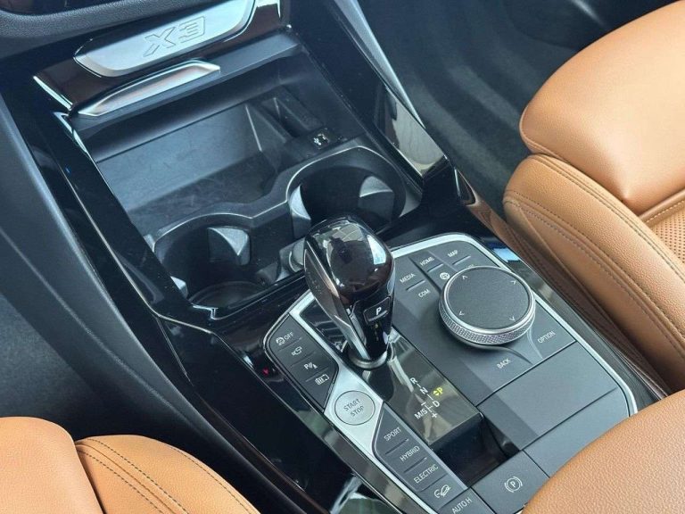 BMW X3 xDrive30e - photo 15