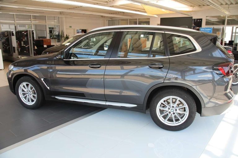 BMW X3 xDrive20i - photo 2