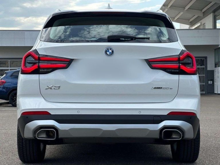 BMW X3 xDrive30e - photo 5