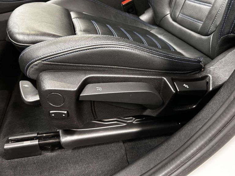 BMW X4 xDrive20i M Sport - photo 12
