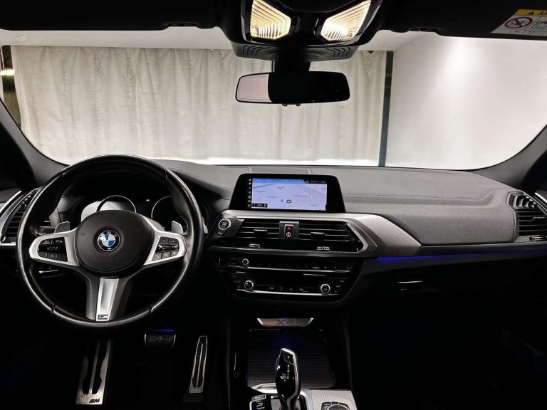 BMW X4 xDrive20i M Sport - photo 9