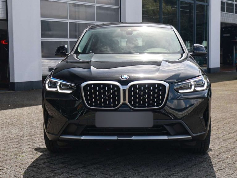 BMW X4 xDrive20i - photo 4