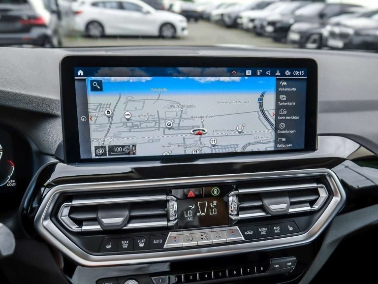 BMW X4 xDrive20d - photo 12