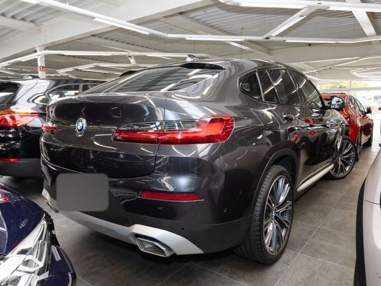 BMW X4 xDrive20d - photo 2