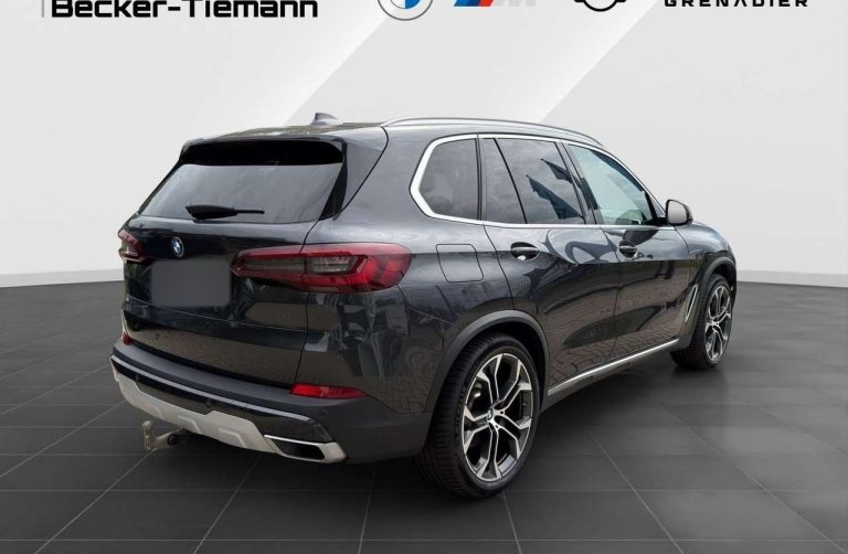 BMW X5 xDrive30d - photo 2