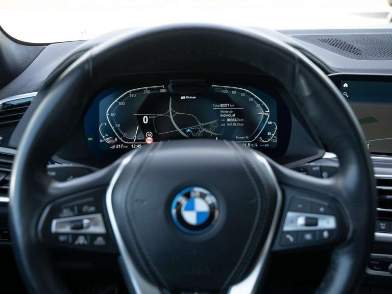 BMW X5 xDrive45e xLine - photo 10