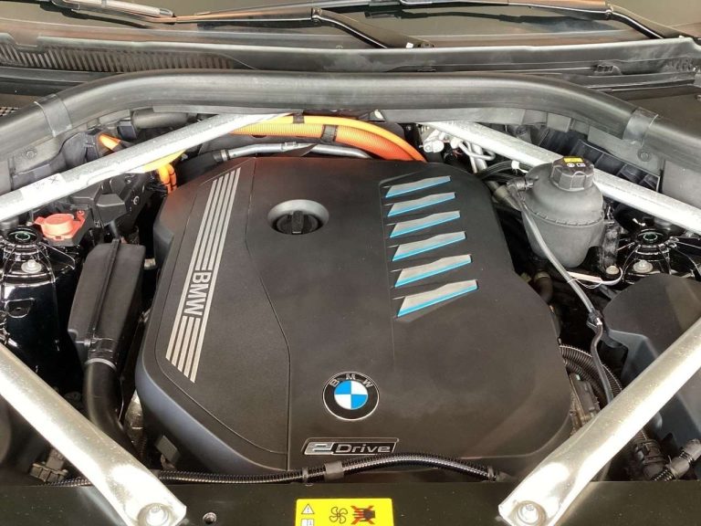 BMW X5 xDrive45e - photo 16