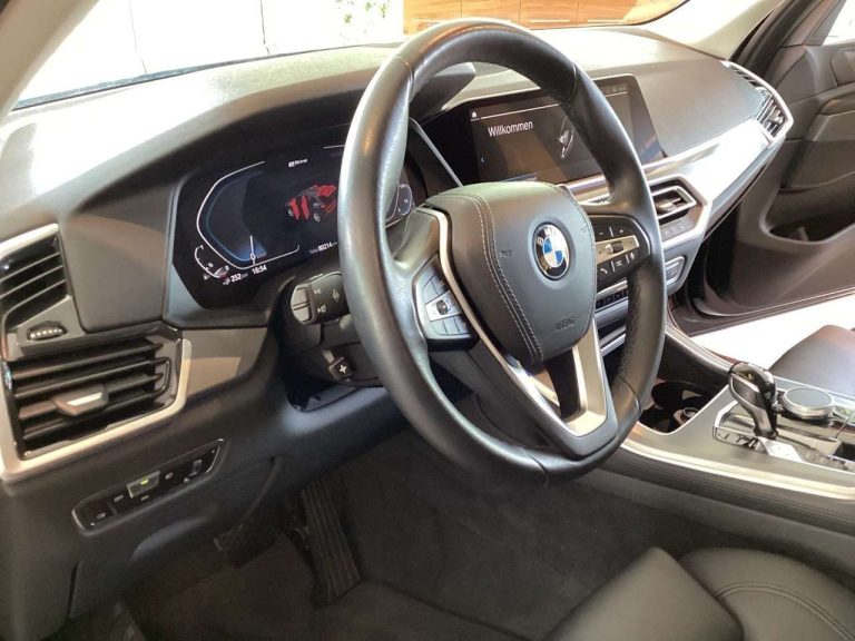 BMW X5 xDrive45e - photo 6