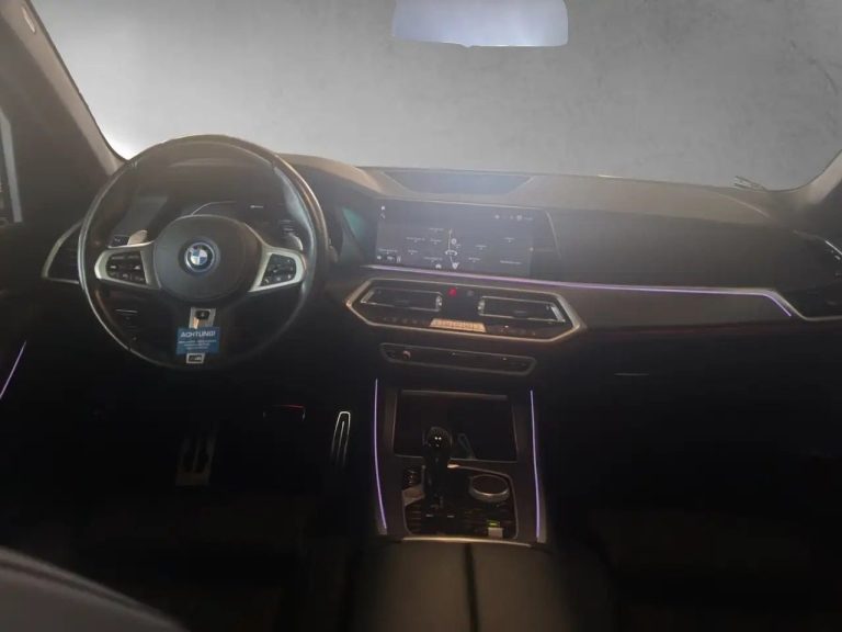 BMW X5 xDrive45e M Sport - photo 12