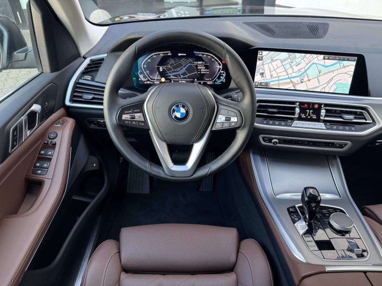 BMW X5 xDrive45e - photo 4
