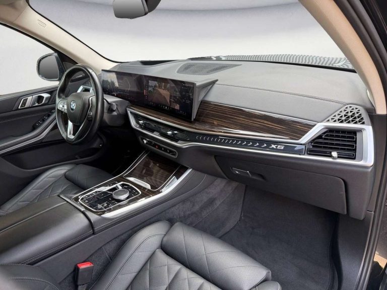 BMW X5 xDrive50e - photo 10