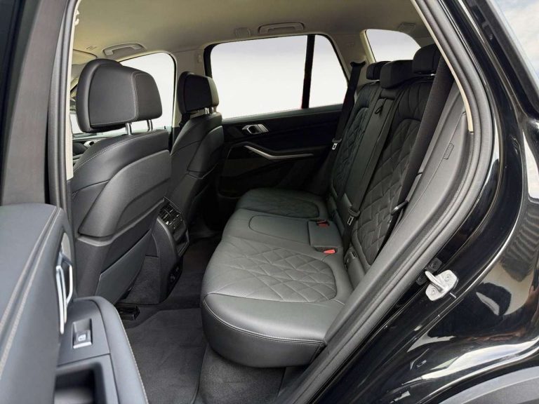 BMW X5 xDrive50e - photo 11