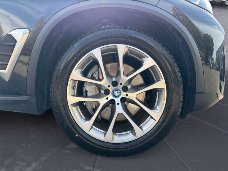 BMW X5 xDrive50e - photo 14