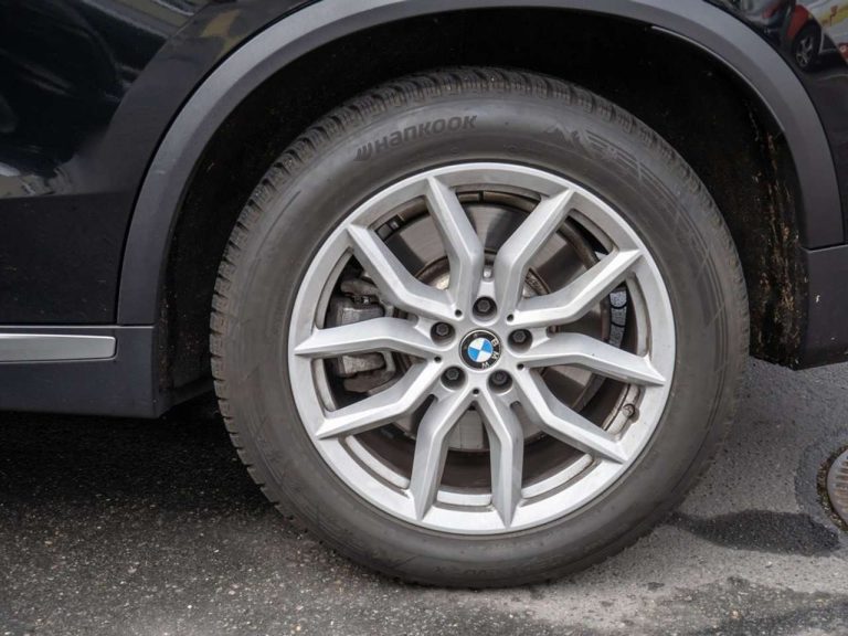 BMW X5 xDrive50e - photo 4