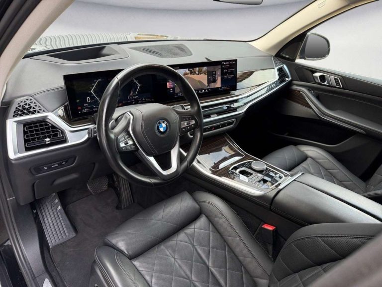 BMW X5 xDrive50e - photo 7