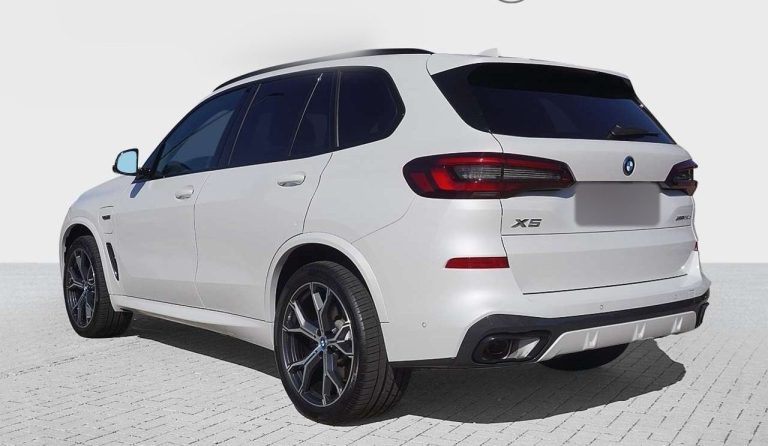 BMW X5 xDrive45e M Sport - photo 2