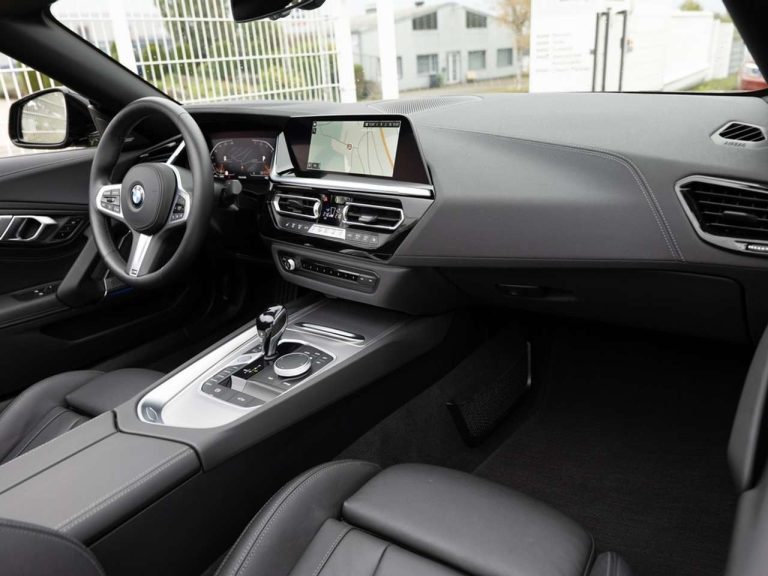 BMW Z4 sDrive20i Sport Line - photo 6
