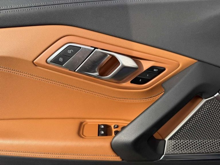 BMW Z4 sDrive20i - photo 12