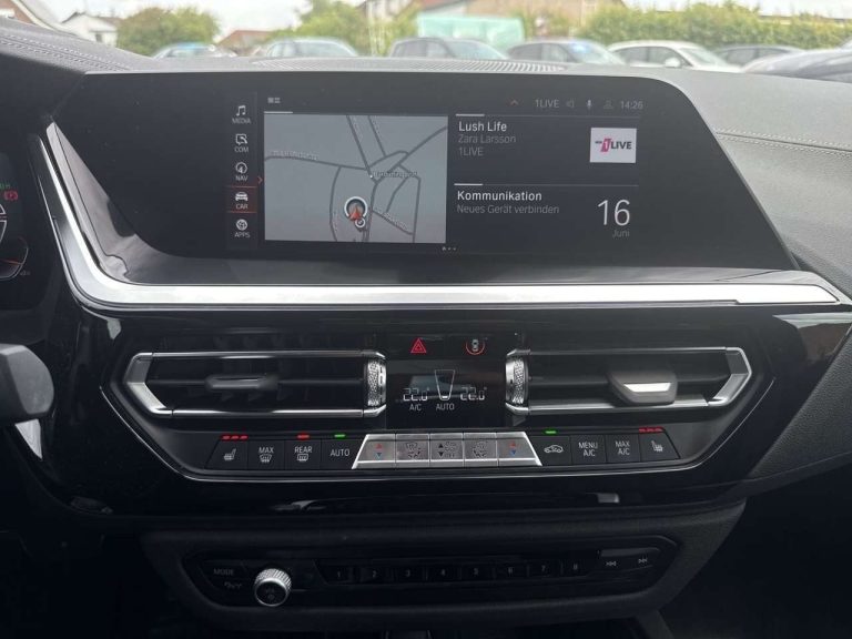 BMW Z4 sDrive20i M Sport - photo 15