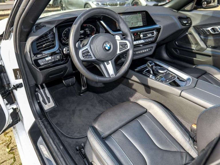 BMW Z4 sDrive20i M Sport - photo 8