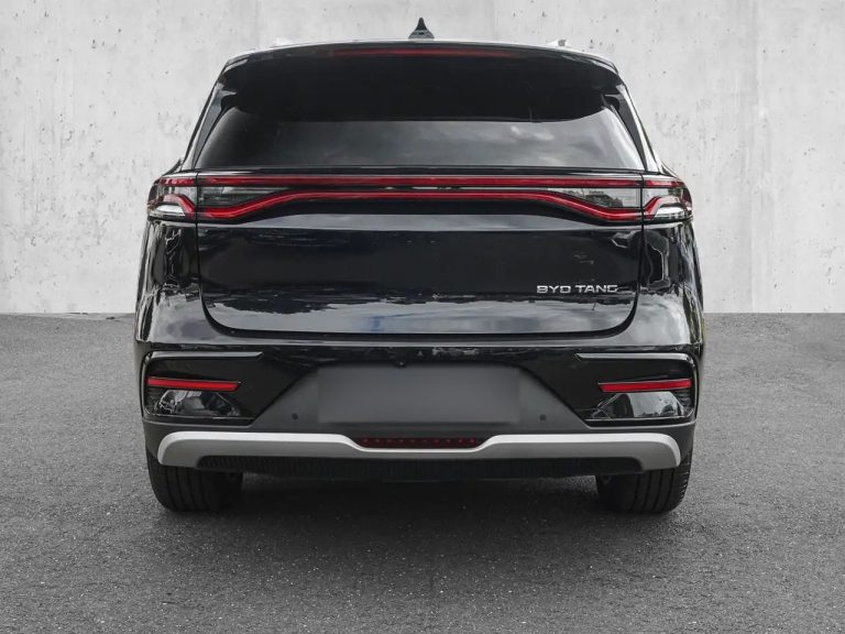 BYD Tang Flagship 4WD - photo 5