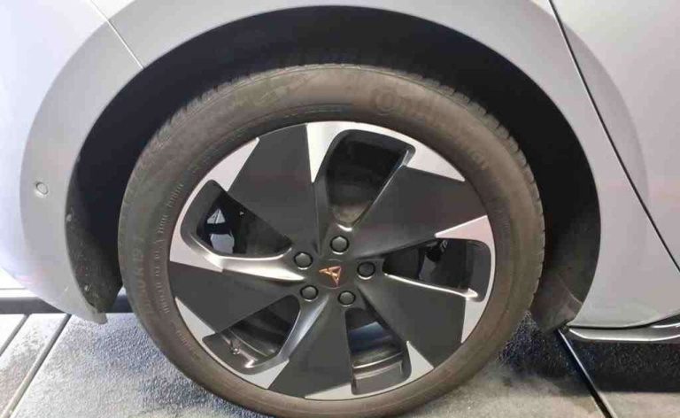 Cupra Born e-Boost 231 ch - photo 9