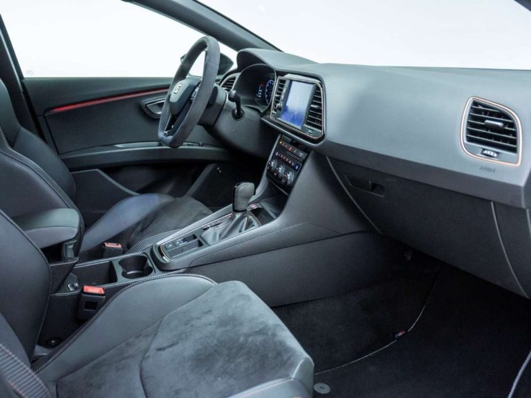 Cupra Leon Sportstourer 2.0 TSI 300 ch 4Drive DSG - photo 11
