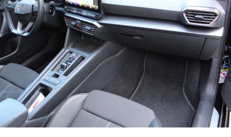 Cupra Leon Sportstourer 2.0 TSI DSG - photo 12