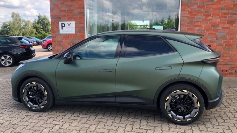 Cupra Raval VZ Extreme 52 kWh 226 ch