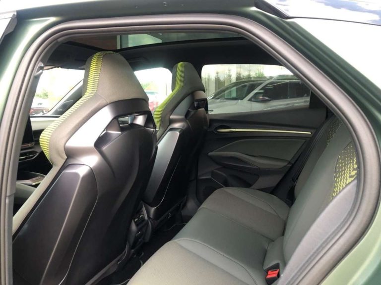Cupra Raval VZ Extreme 52 kWh 226 ch - photo 7